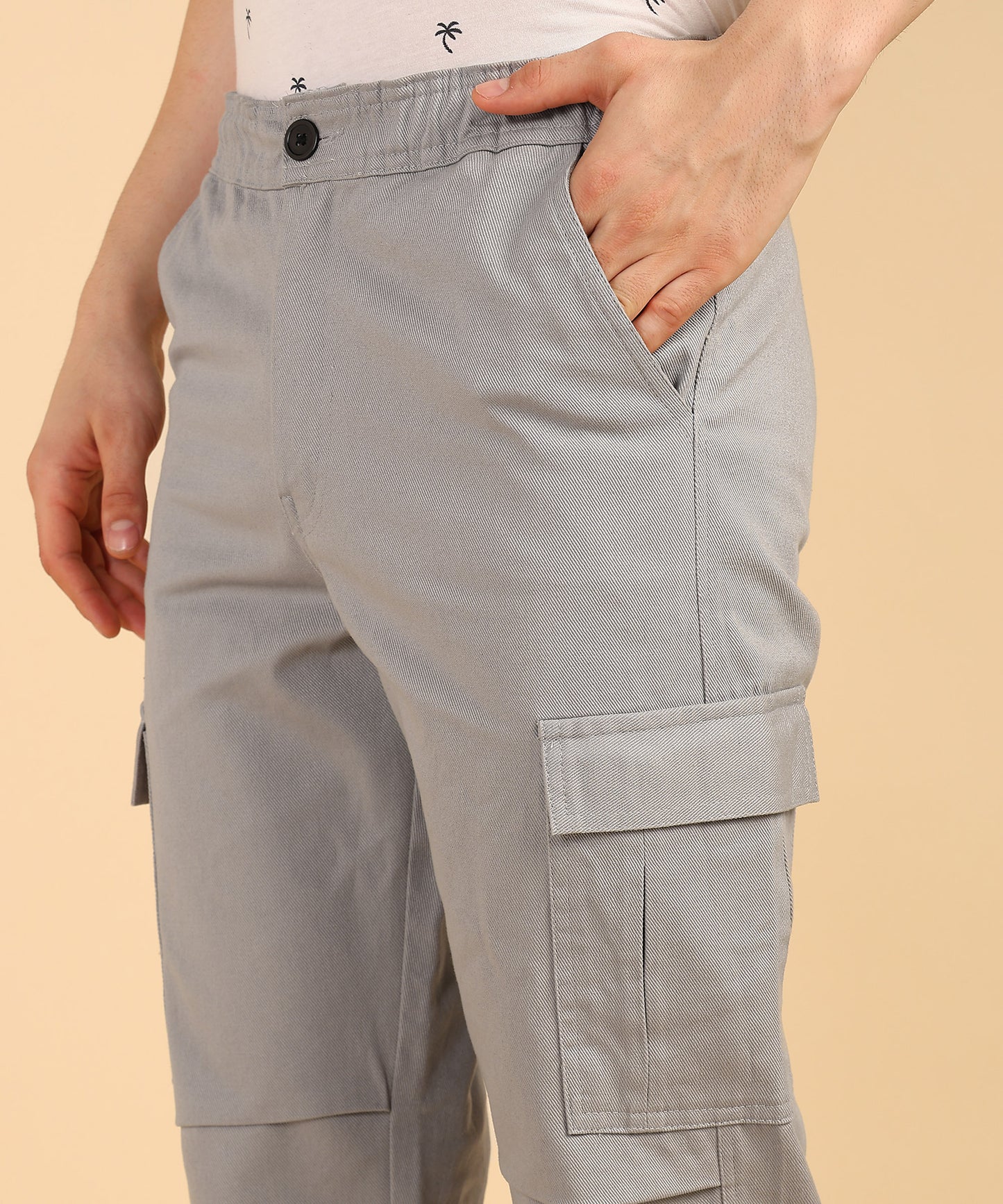 Urban Edge: Men’s Grey Utility Cargo Pants"