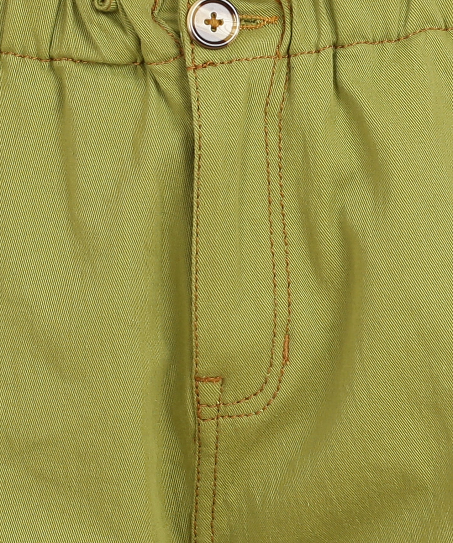 Effortless Style with Women’s Green Cargo Pants