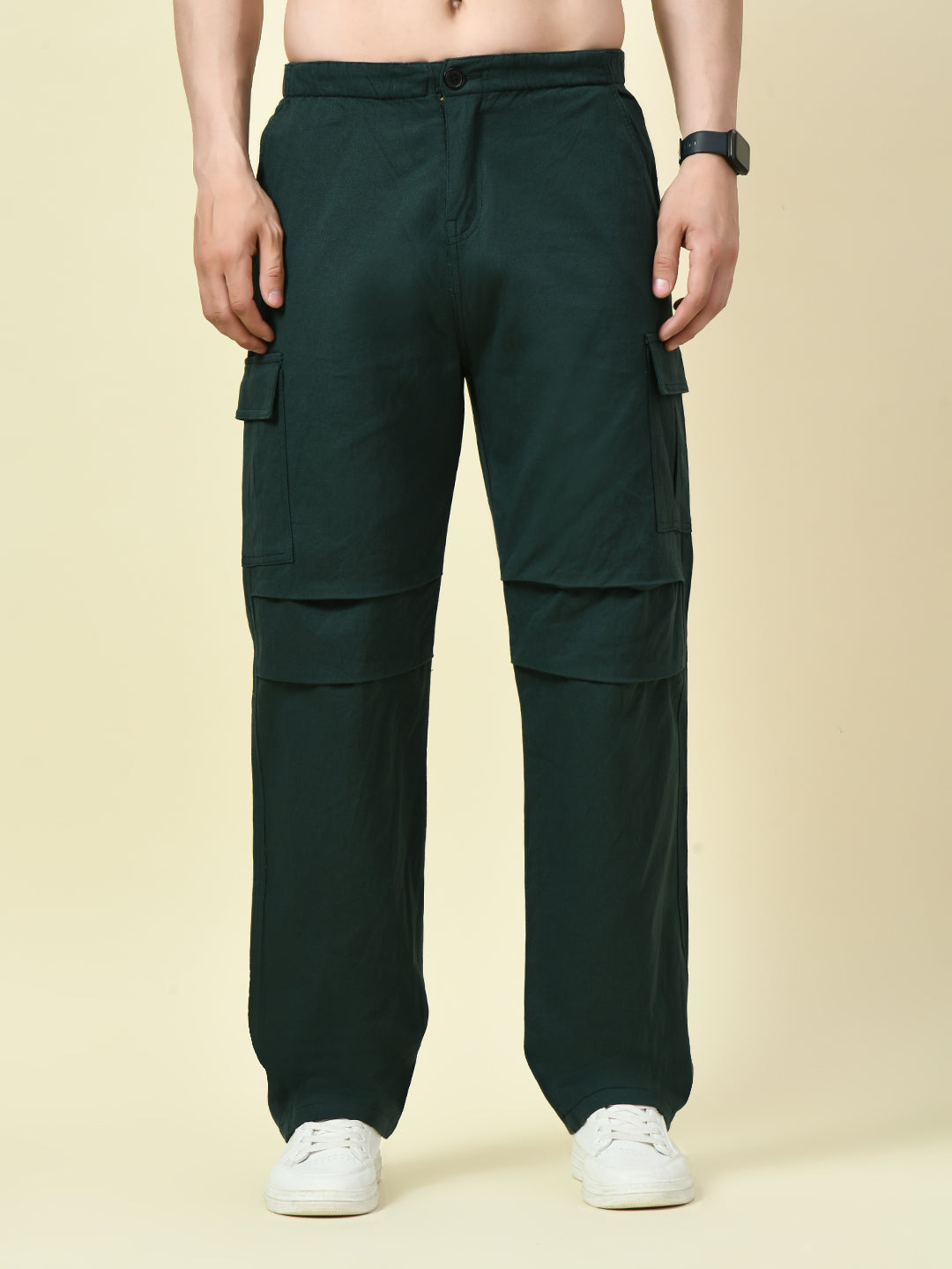 Men’s Bottle Green Cargo – Timeless Style with Functional Comfort