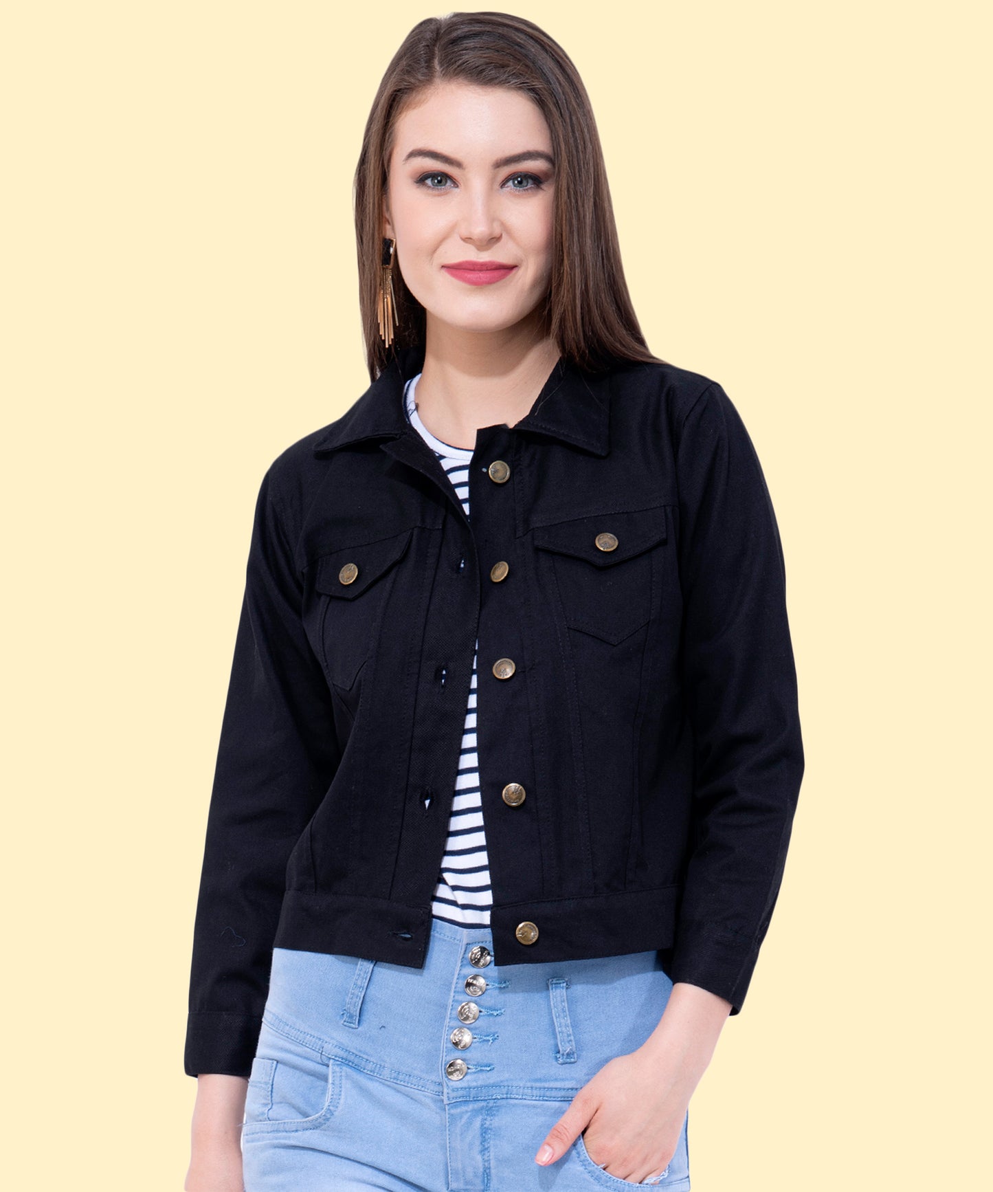 Elevate Your Wardrobe with This Sleek Black Cropped Jacket