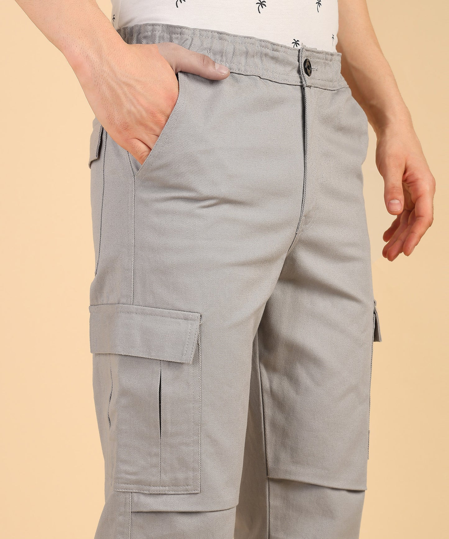 Urban Edge: Men’s Grey Utility Cargo Pants"